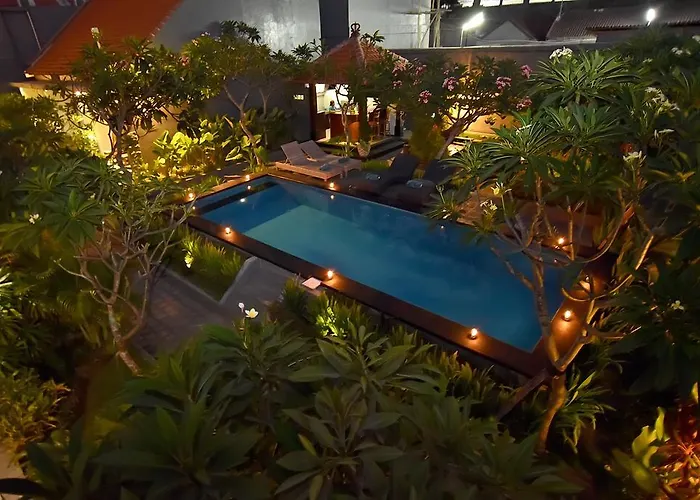 Apartahotel La House 3*
