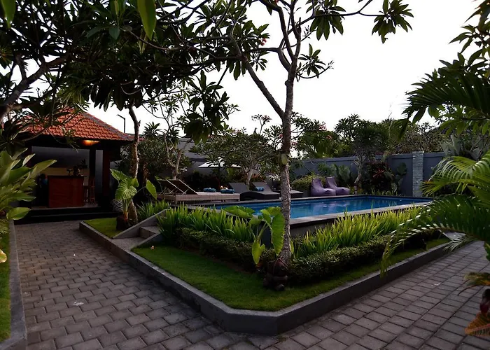 Apartahotel La House