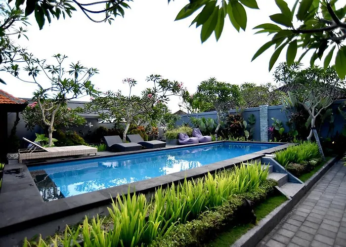 La House Apartahotel 3*