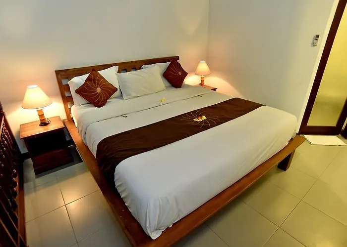 Apartahotel La House 3*